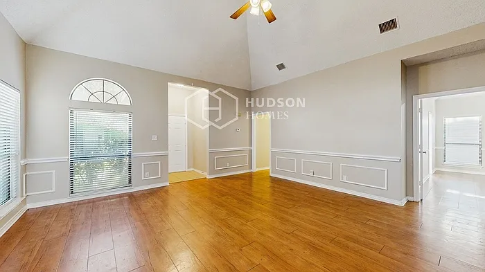 907 Walters Dr — Photo 6