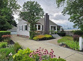 27001 Knickerbocker Rd, Bay Village, OH 44140