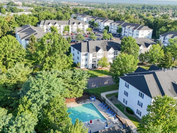 231 Waterford Dr, Edison, NJ 08817