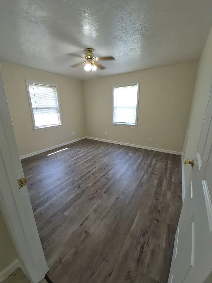 Piggott Duplexes — Photo 4