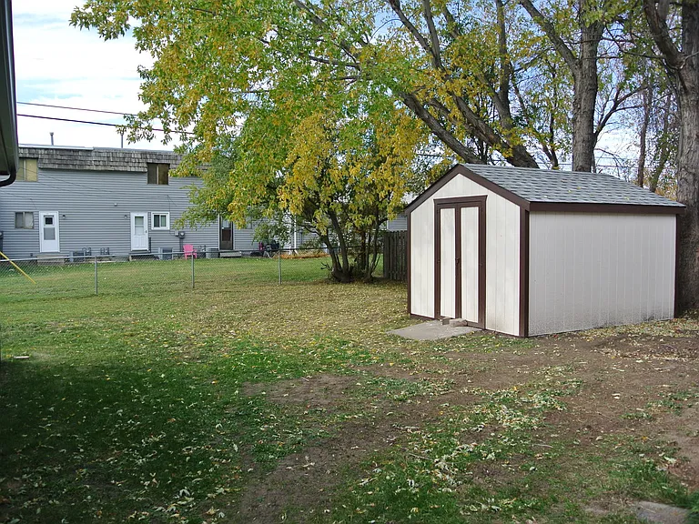 1500 Main St S — Photo 4