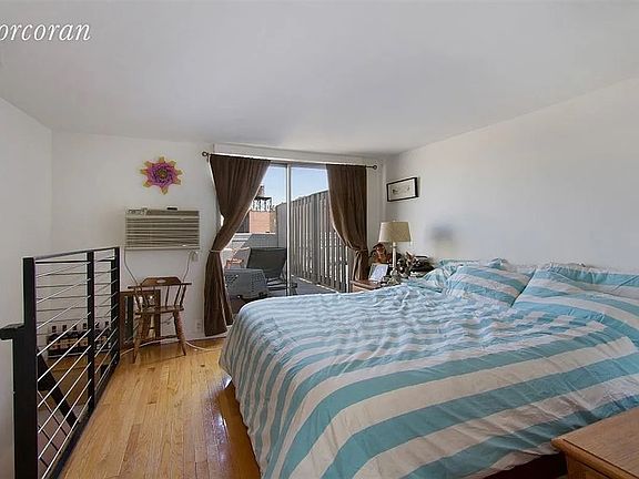 4th image of 184 Thompson St APT 6P