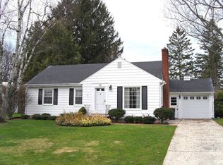 15 Bel Air Dr NE, Grand Rapids, MI 49503