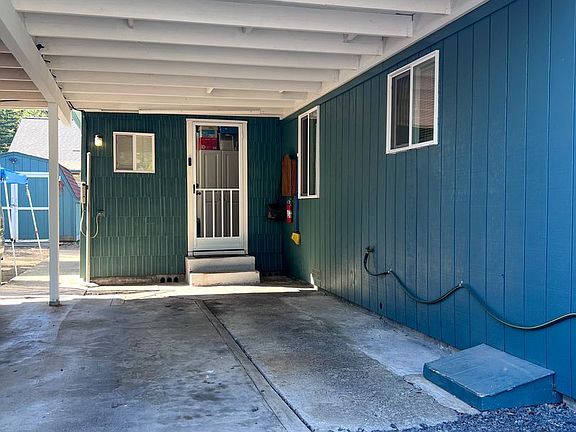 3rd image of 1665 Dogwood St