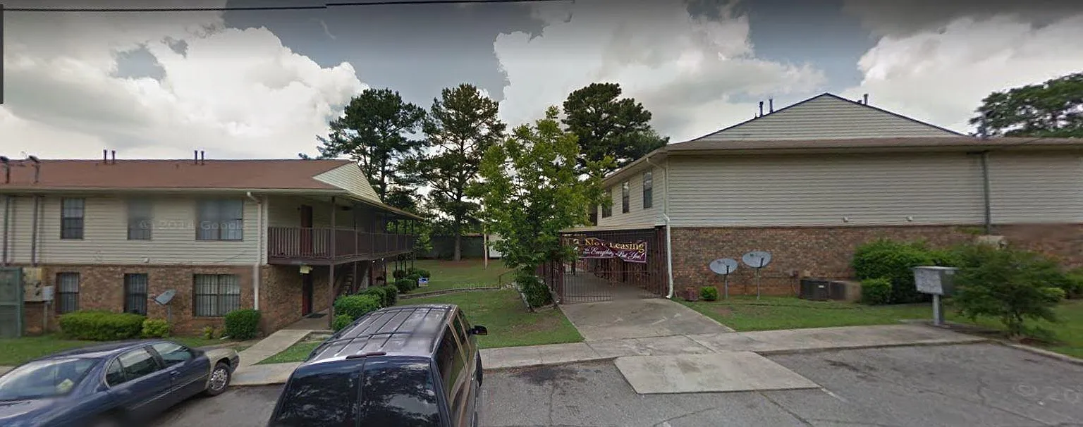 308 Washington St — Photo 4