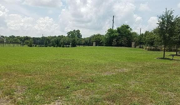 3rd image of 865 Tranquility Dr
