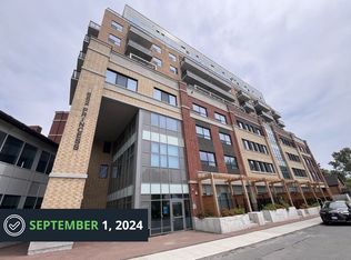 652 Princess St #809, Kingston, ON K7L1E5