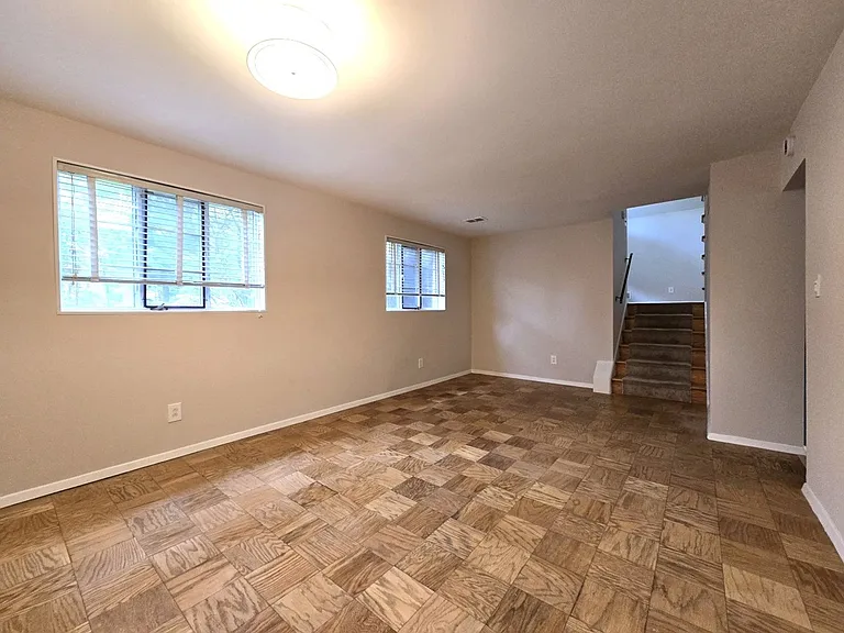 5115 Bangor Dr — Photo 11