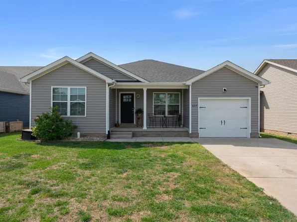 689 Cherry Blossom Rd, Bowling Green, KY 42101