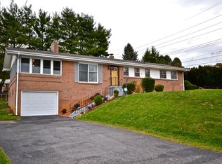549 Fox Dr, Winchester, VA 22601