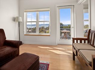 193 St Paul St UNIT 404, Burlington, VT 05401