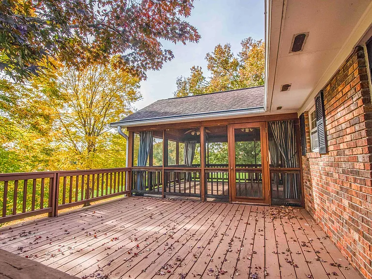 3924 Arline Dr — Photo 37
