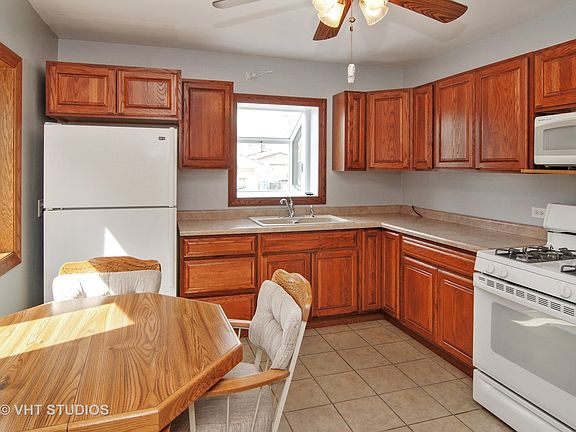 3rd image of 5228 S Nashville Ave