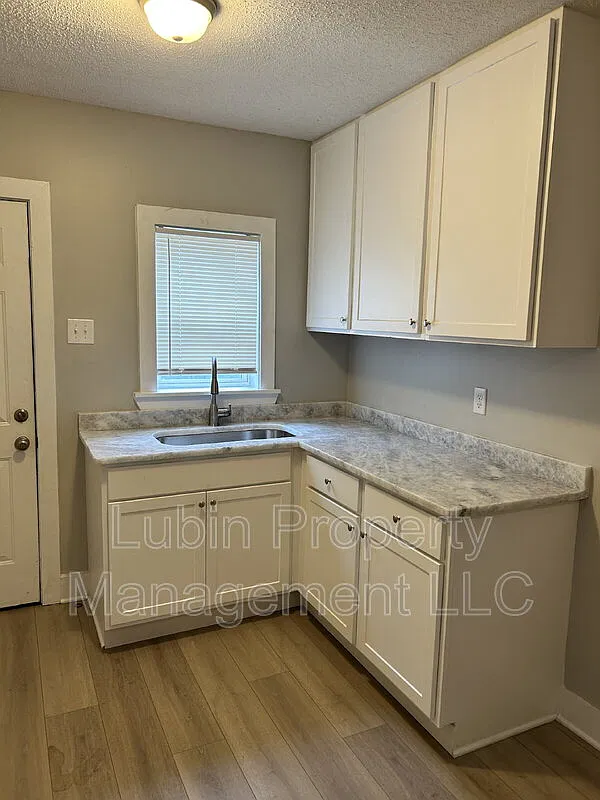 1 bed, 1.0 bath, $650 — Photo 4