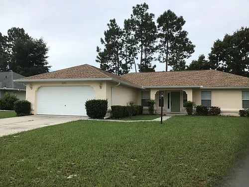 8270 SW 135th Loop Photo 1