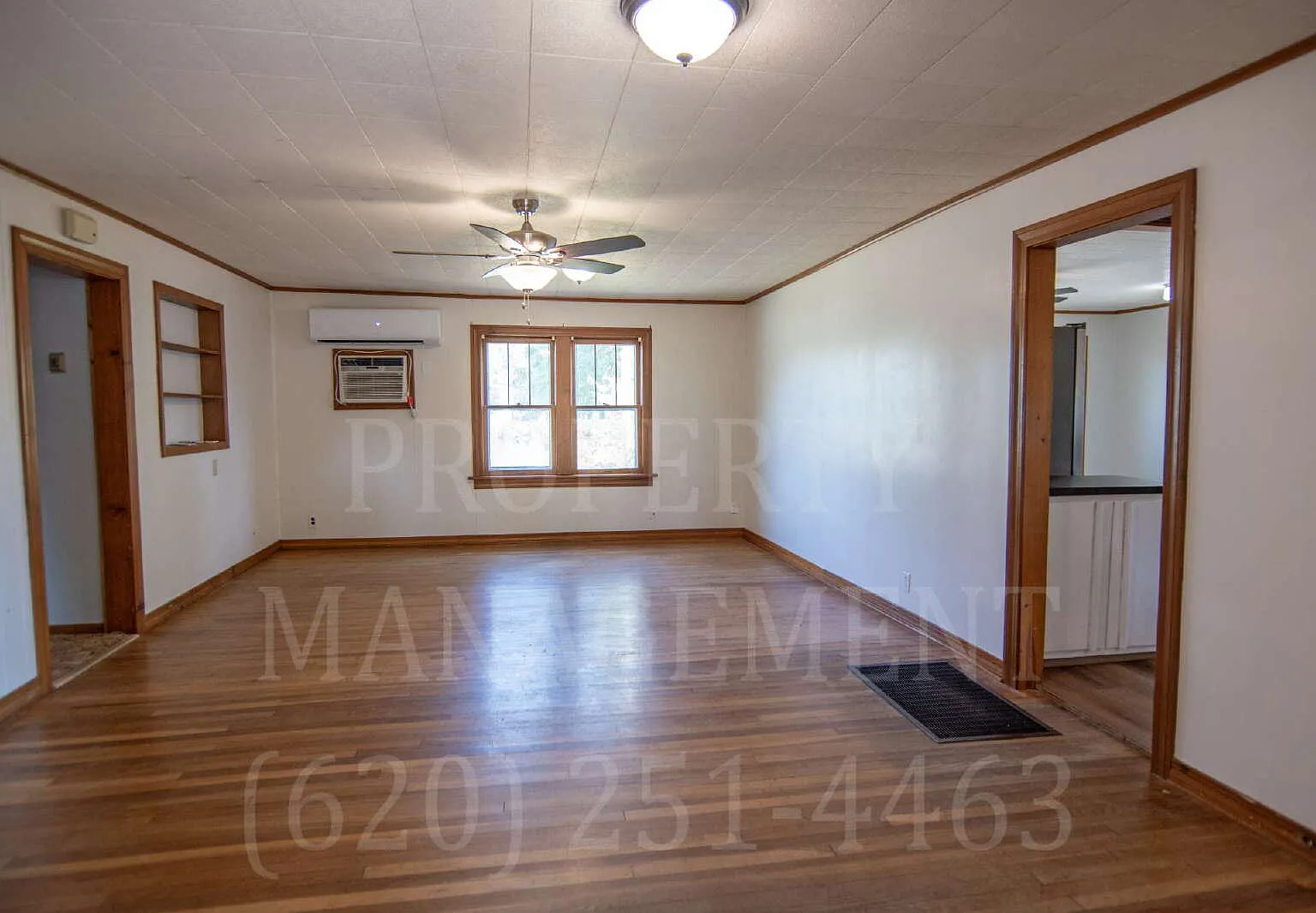 3 bed, 2.0 bath, 1410 sqft, $1,200 — Photo 3