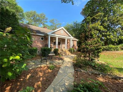 2926 Redding Rd, Atlanta, GA, 30319