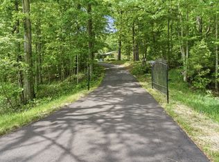 6603 Shedden Rd, Greenbrier, TN 37073