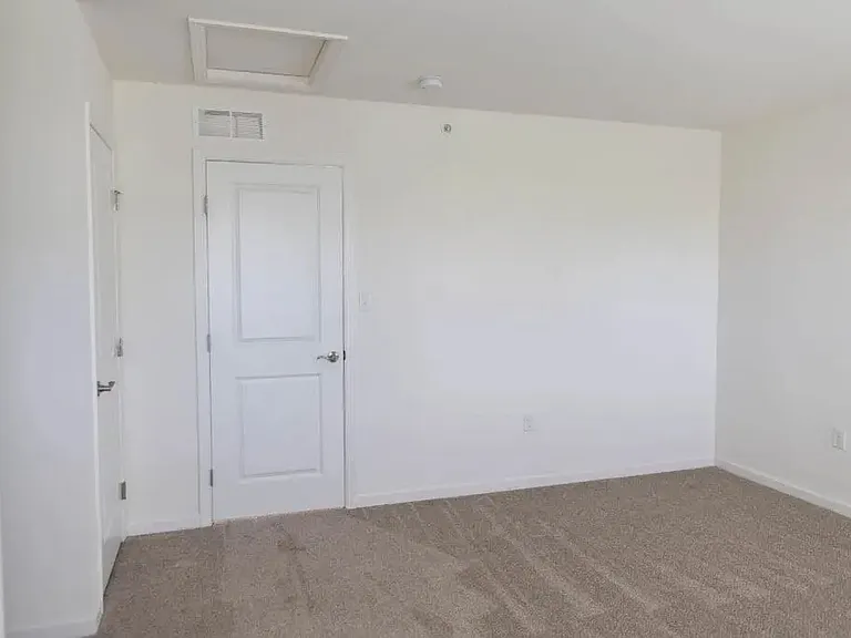 26 Howard Dr — Photo 12