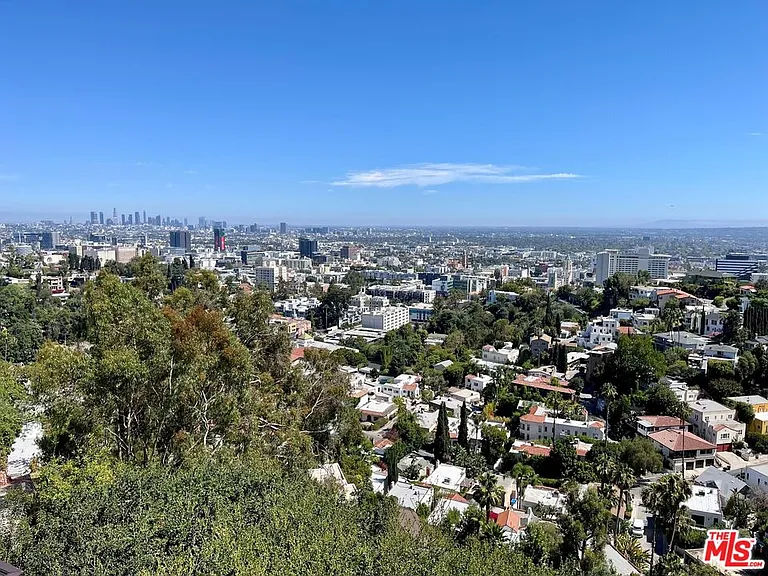6910 Los Tilos Rd — Photo 1