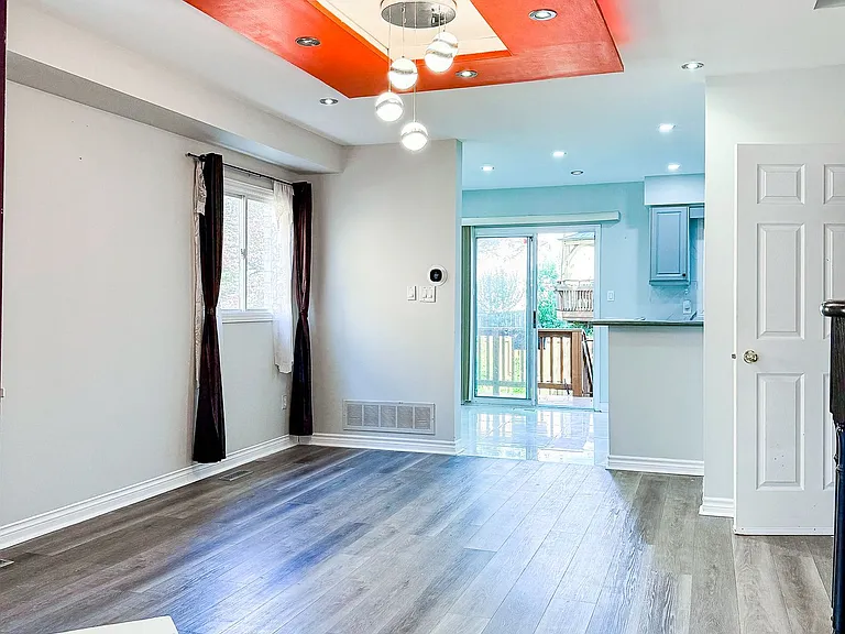 717 Mirage Pl — Photo 6