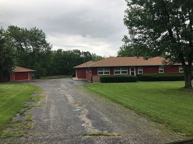 2nd image of 13141 S High Rd