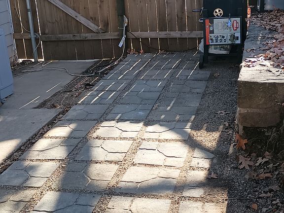 2nd image of 805.5 N Leverett Ave