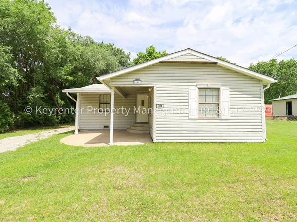 504 W Chestnut St, Coweta, OK 74429