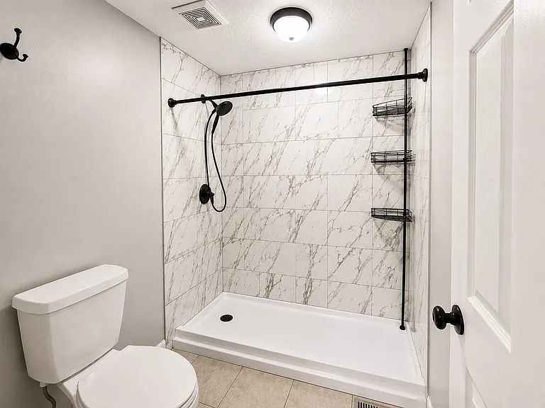 2543 Painters Mill Dr — Photo 18