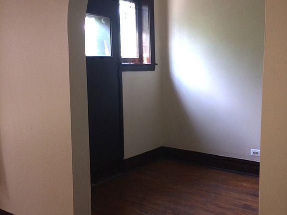2nd image of 3932 W Van Buren St
