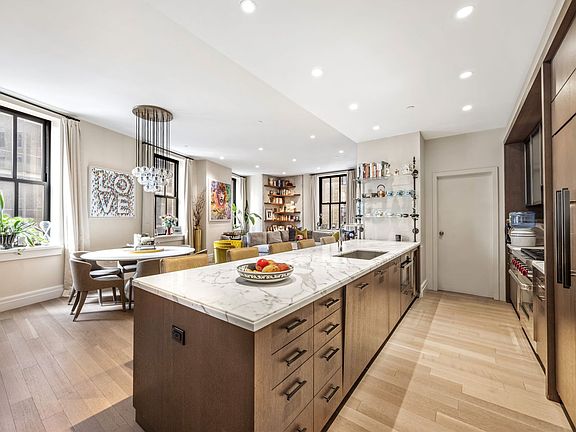 4th image of 100 Barclay St APT 13G