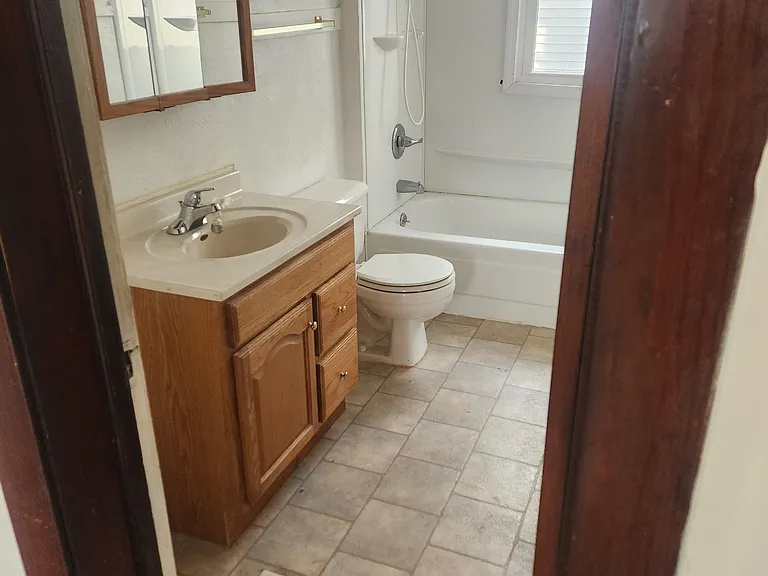 1010 Columbus St #1 — Photo 3