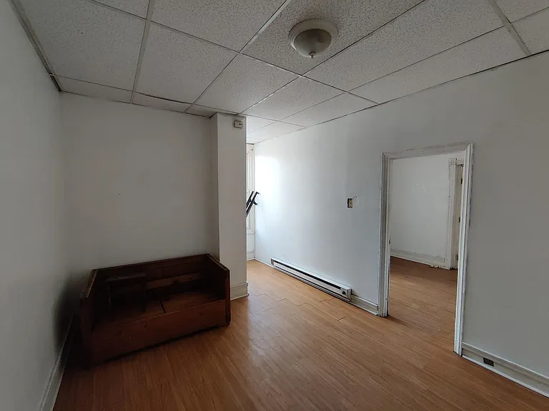 829 N 41st St #1 — Photo 6