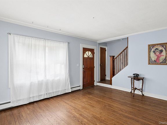 3rd image of 7 Hazelwood Pl