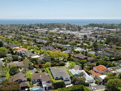 14940 McKendree Ave, Pacific Palisades, CA, 90272