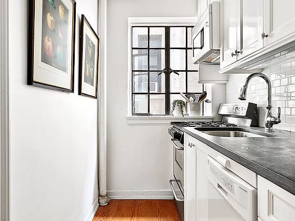 4th image of 102 W 85th St APT 5A