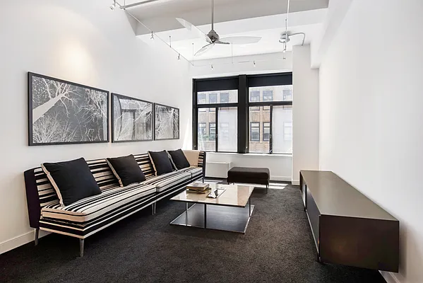 Rented by Compass | media 12