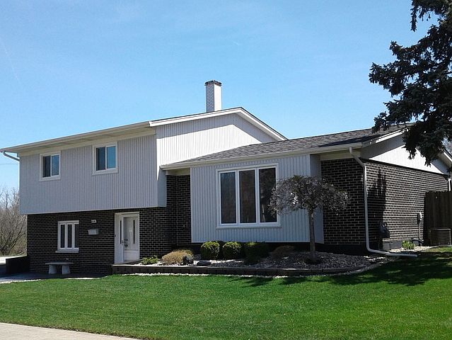 1st image of 15101 Willow Ln