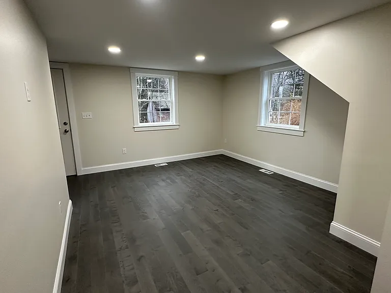 242 Varney Mill Rd — Photo 7