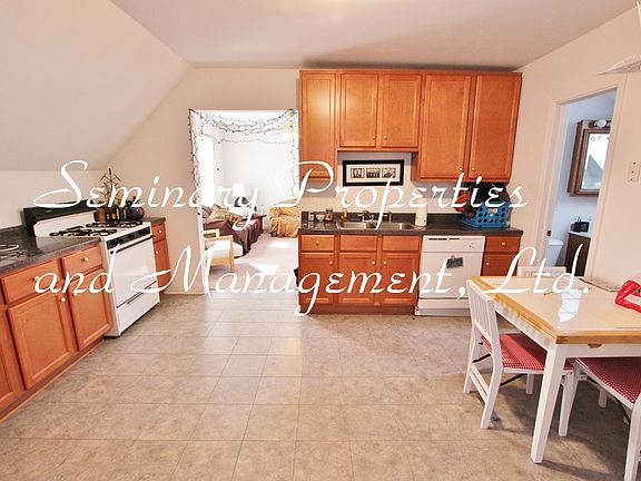 3rd image of 3324 N Clifton Ave #2