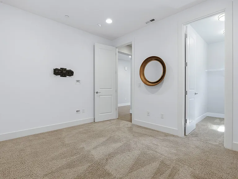 12150 164th Ct NE — Photo 16