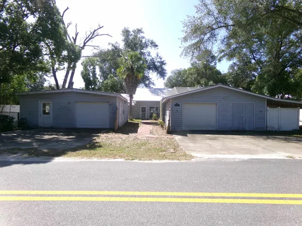 501 NW Avenue F St, Carrabelle, FL 32322