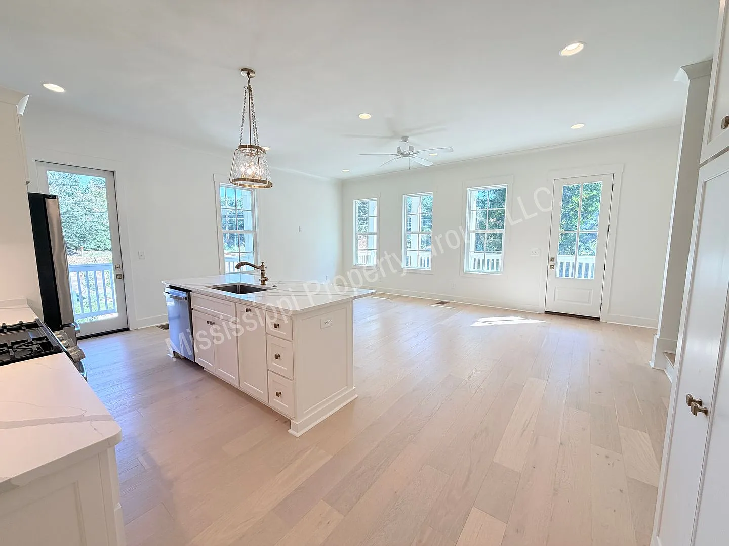 New Construction - 4BR/4.5BA — Photo 2