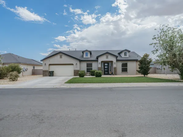 409 Pima Dr, Carlsbad, NM 88220