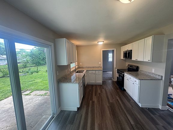 4th image of 6116 Old Collinsville Rd