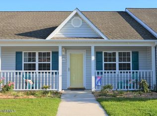 1602 Courtyard E, Beaufort, NC 28516