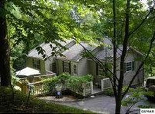 1857 Hidden Hills Rd, Gatlinburg, TN 37738