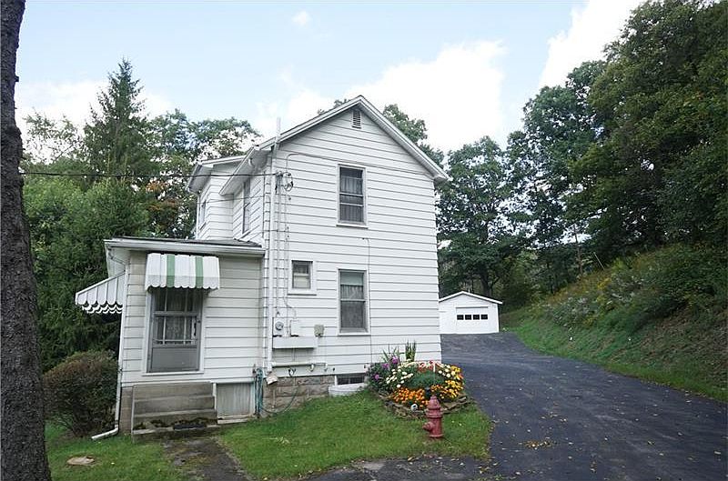 2nd image of 523 Herman Rd