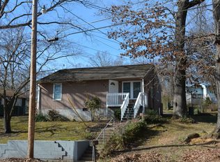 143 Johnson Rd, Oak Ridge, TN 37830