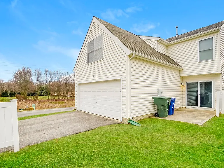 6264 Albany Way Dr — Photo 6
